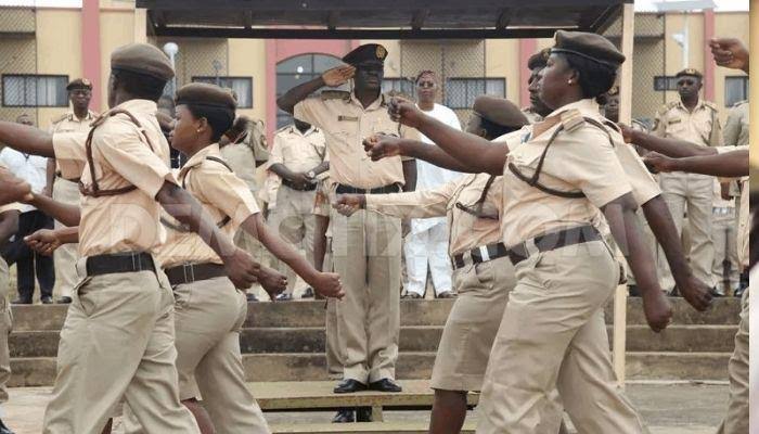 Immigration Salary for SSCE